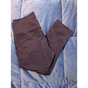 Lululemon Align High Rise Crop Leggings Athleisure Workout 28Wx29L - Size 8
